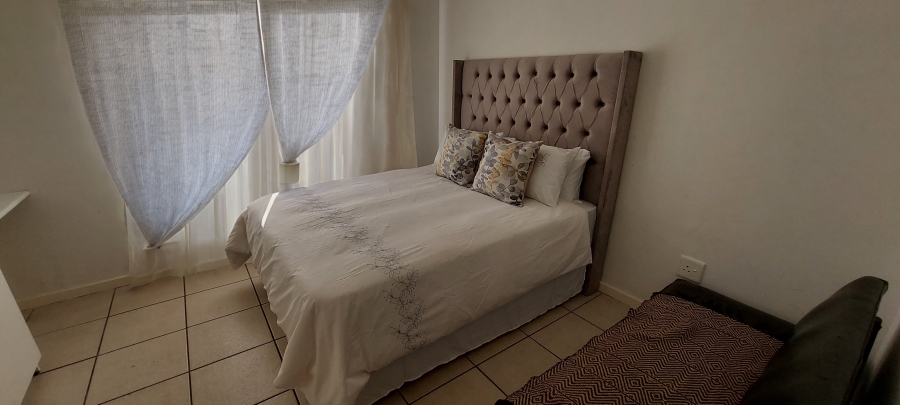 2 Bedroom Property for Sale in Sea Breeze Western Cape